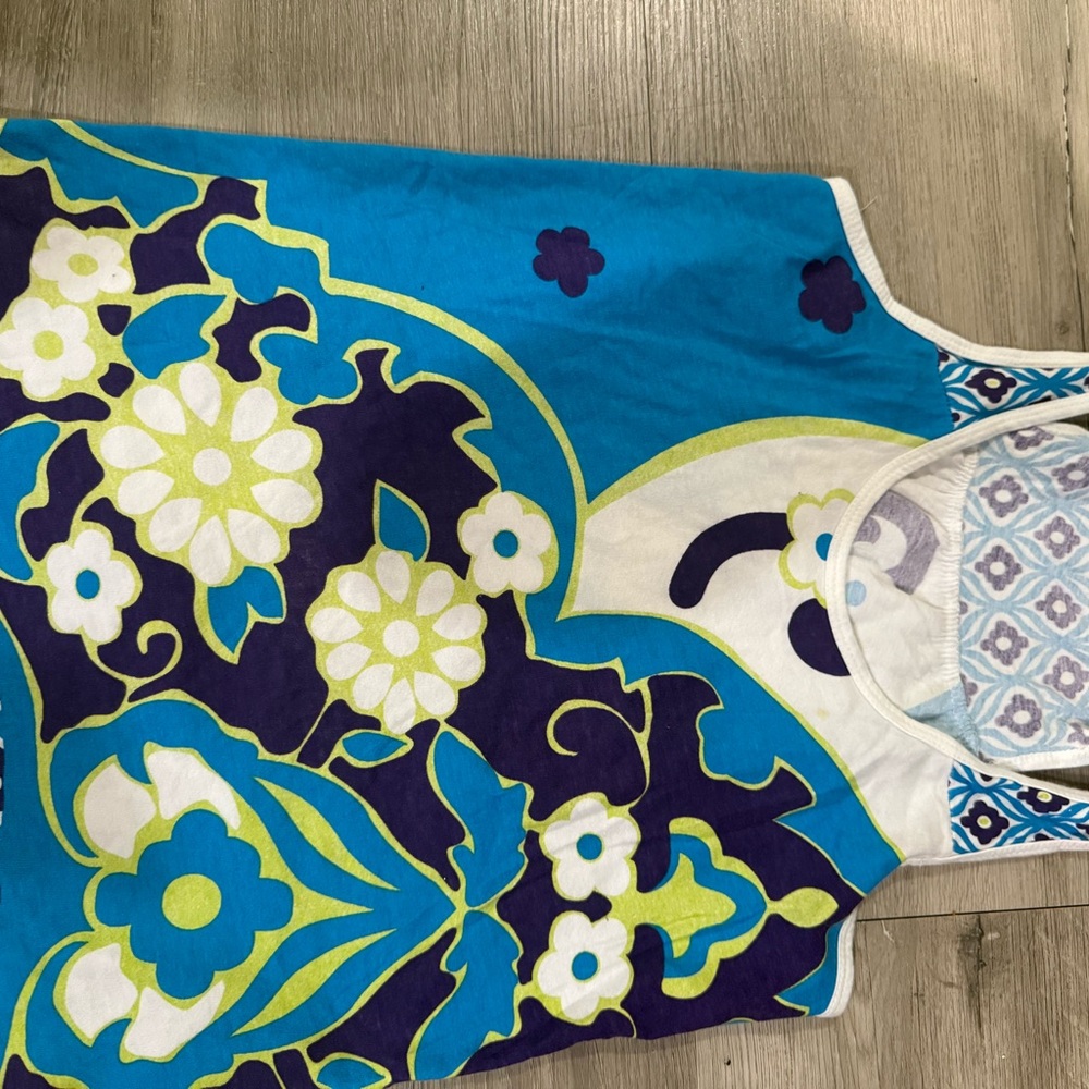 NilaFloral Blue and White Sleeveless Top